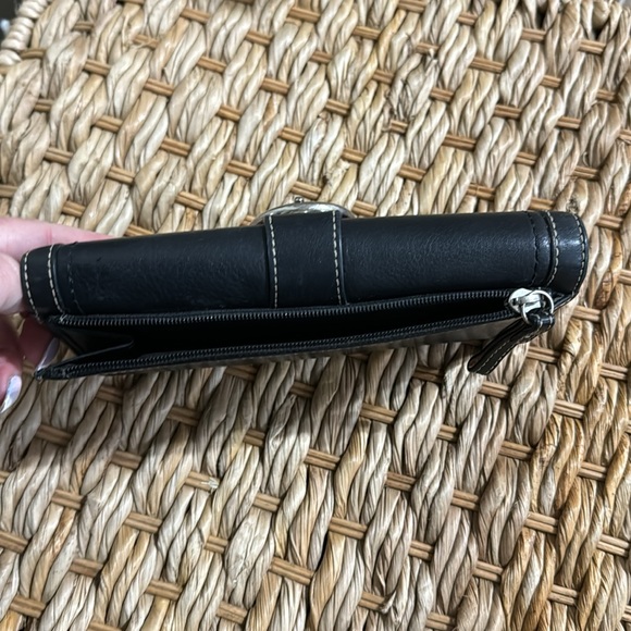 Black coach wallet. Lots of room for cards and checkbook. - Picture 4 of 6